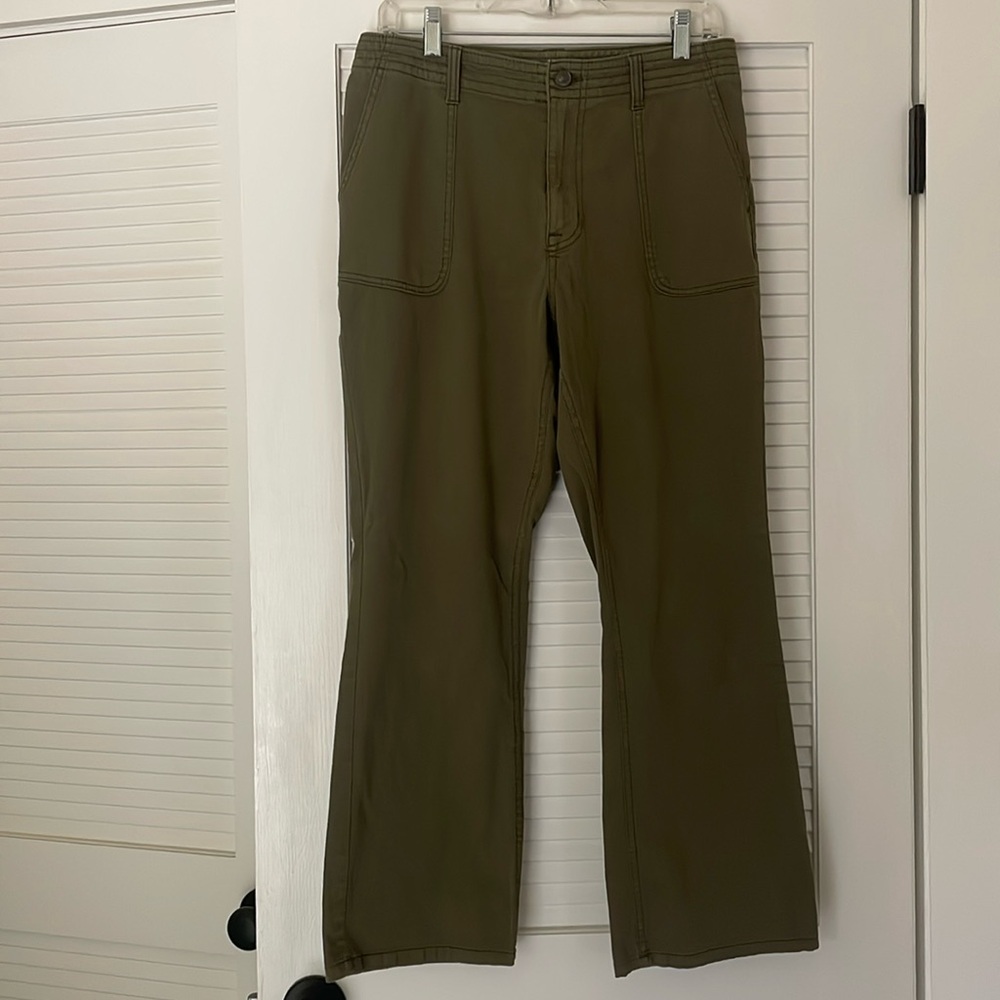 Prana Sancho Slim Pant in Cargo Green, size 8